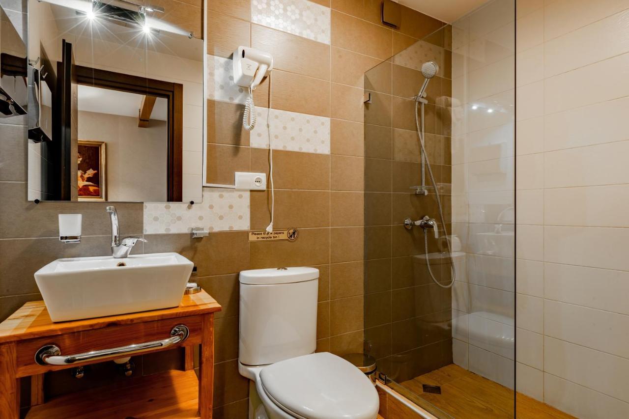 Hotel Beli Tbilisi Buitenkant foto